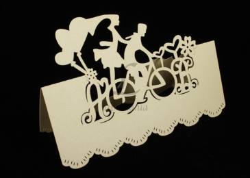 Посадкова картка "Пара на велосипеді" бежева
