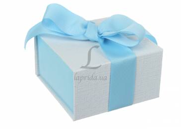 Итальянская подарочная коробка бело-голубая (9*9 см)
