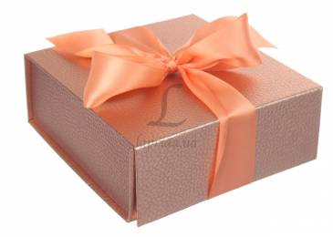 Итальянская подарочная коробка розовое золото (16*16 см)