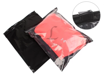 Пакет слайдер із чорним замком та прозрачною стінкою 350х450 мм 60 мкм чорний матовий 31-196