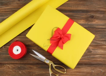 Папір пакувальний тон Жовтий+жовтий (8м*0.7м) в рулоні 255-3245