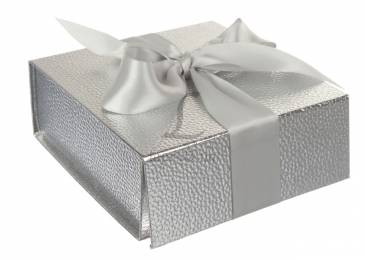 Итальянская подарочная коробка серебро (16*16 см)
