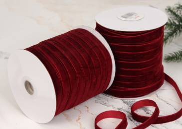 Лента бархатная 10мм-45,7м(240) 581-031