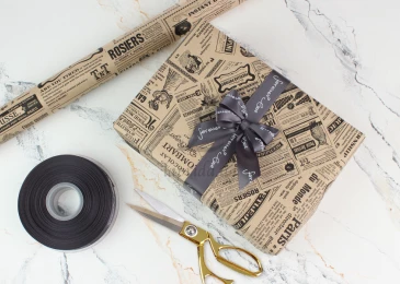 Папір пакувальний крафт "Газета прованс чорний+газета чорний" в рулоні (0,7м х8м) 70г/м2 255-5096